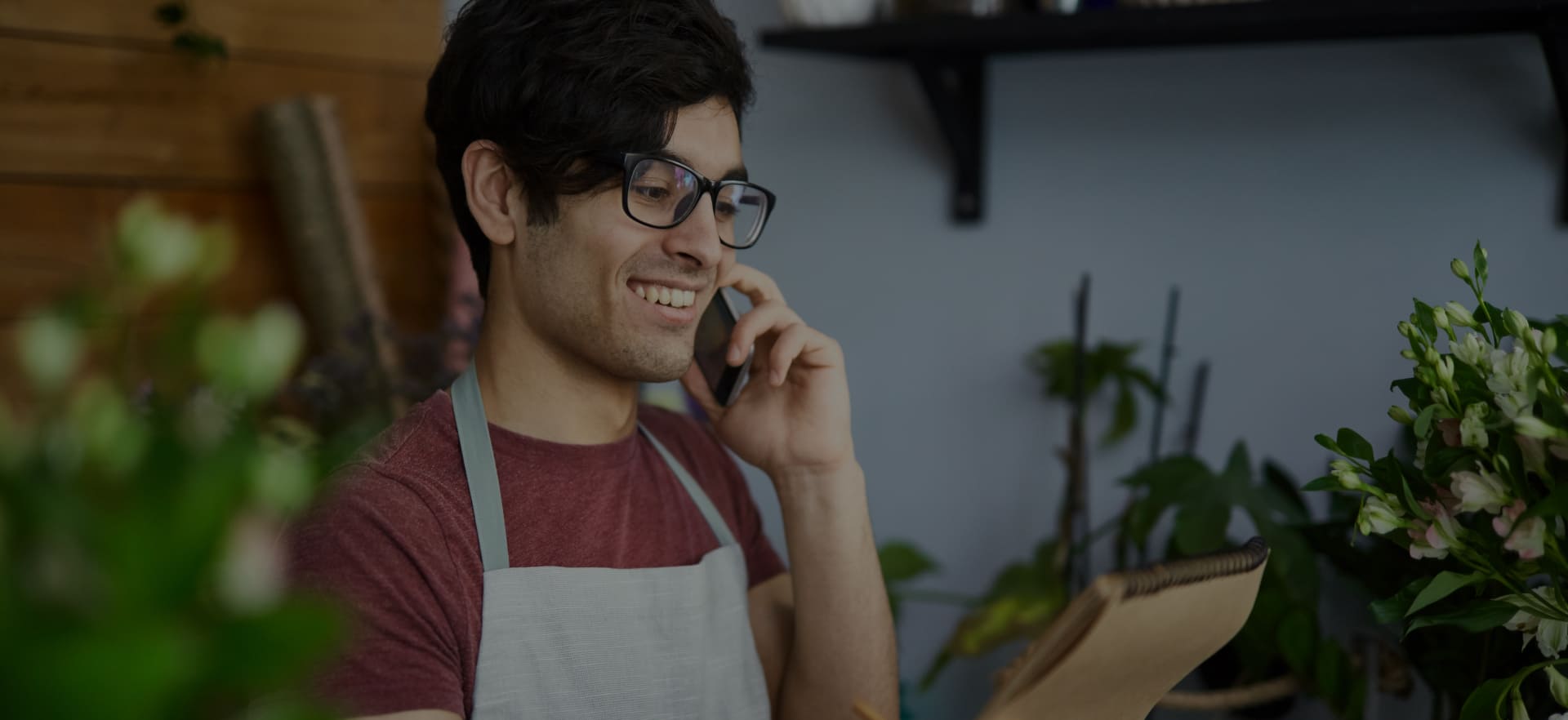 Imagen de ¡Empieza a construir un futuro próspero para tu empresa! Te ayudamos a dar ese paso crucial hacia la formalización.