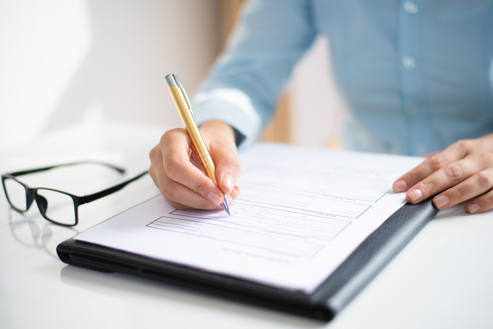 Formatos y/o formularios asociados: